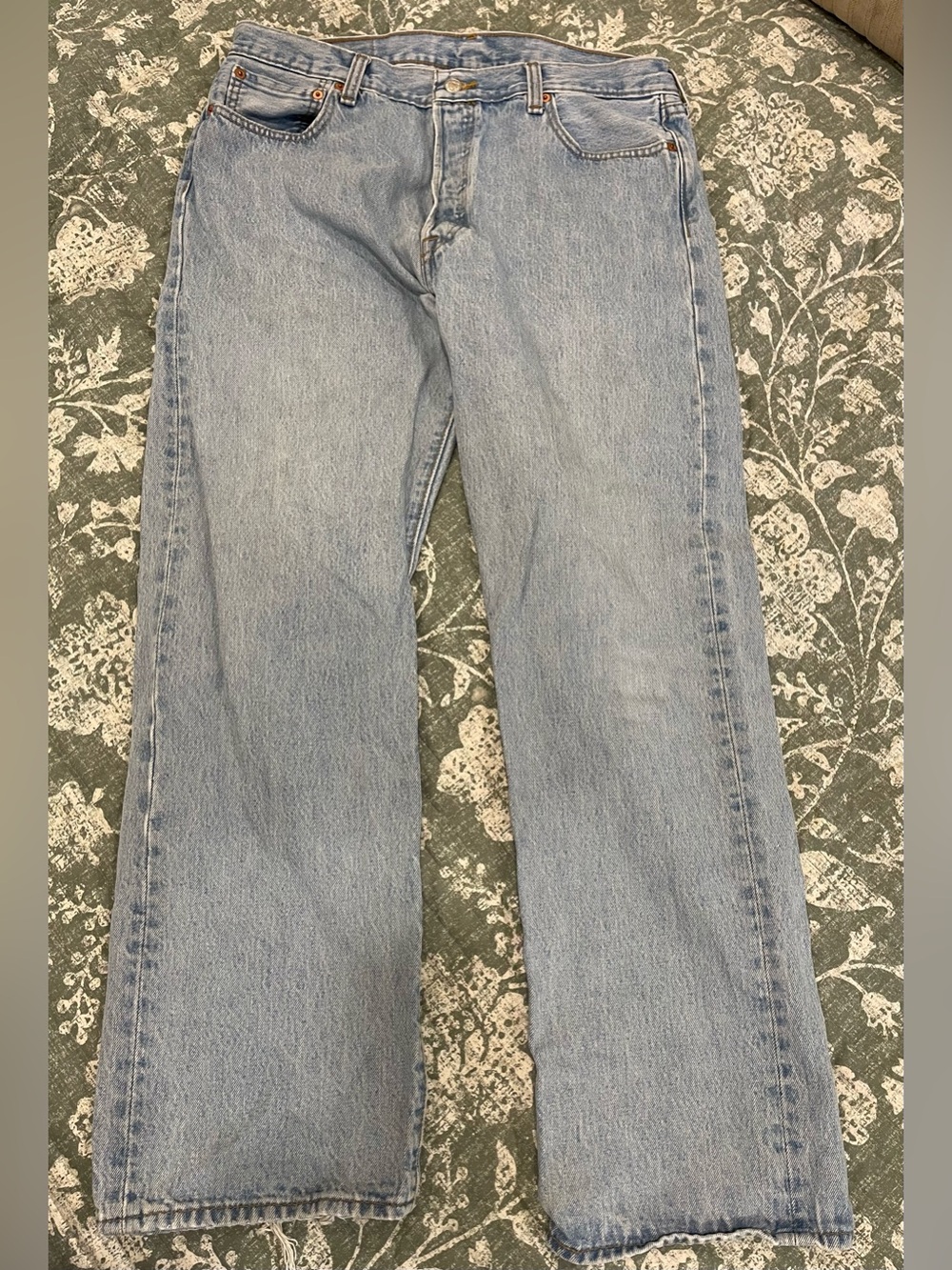 Light Wash Straight Leg Jeans